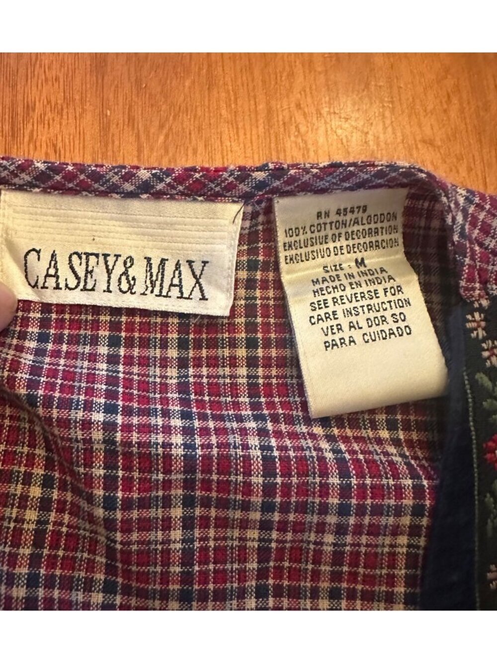 Vintage 80s Embroidered Floral Patchwork Vest By Casey & Max In Navy & Red Plaid - Picture 3 of 5